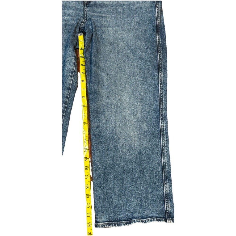 Express 90s Ankle Boot Mid Rise Med Wash Cropped Jeans Women's Size 8 Short - Picture 5 of 8